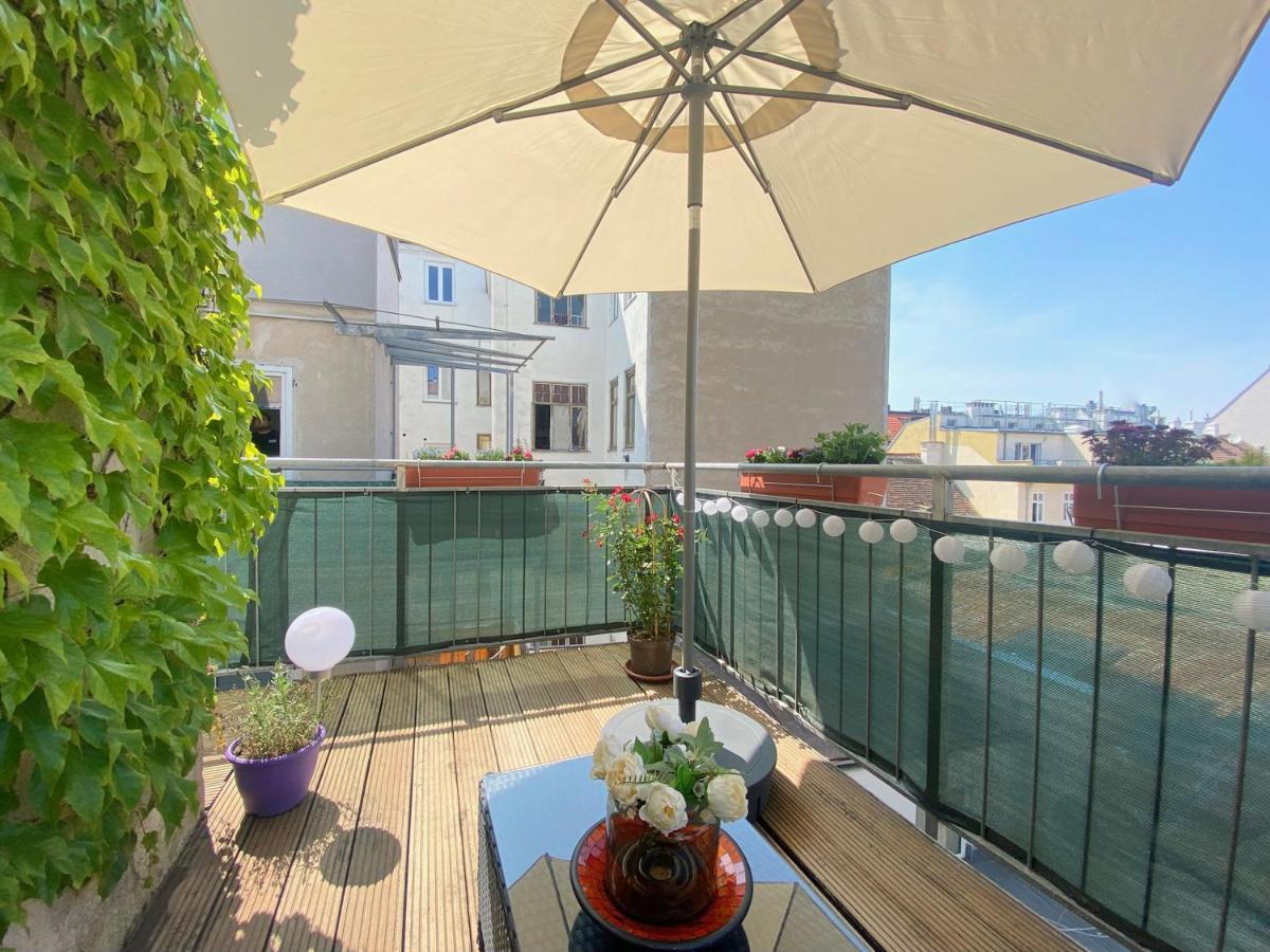Magic Vienna Balcony Apartment Kültér fotó